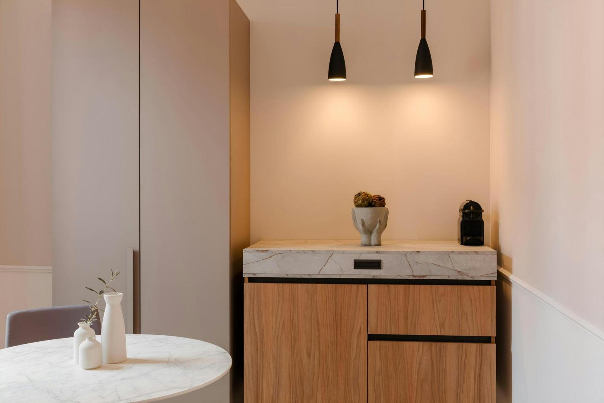 Apart-hotel Sonder By Marriott Bonvoy Antinoo Piazza Del Parlamento *