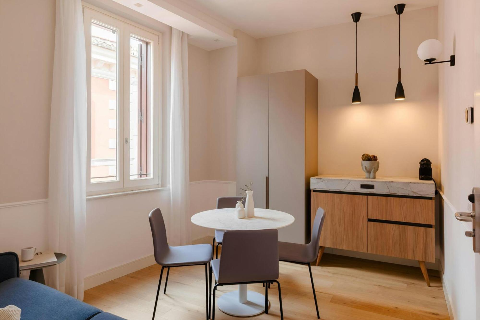 Sonder By Marriott Bonvoy Antinoo Piazza Del Parlamento Apart-hotel *