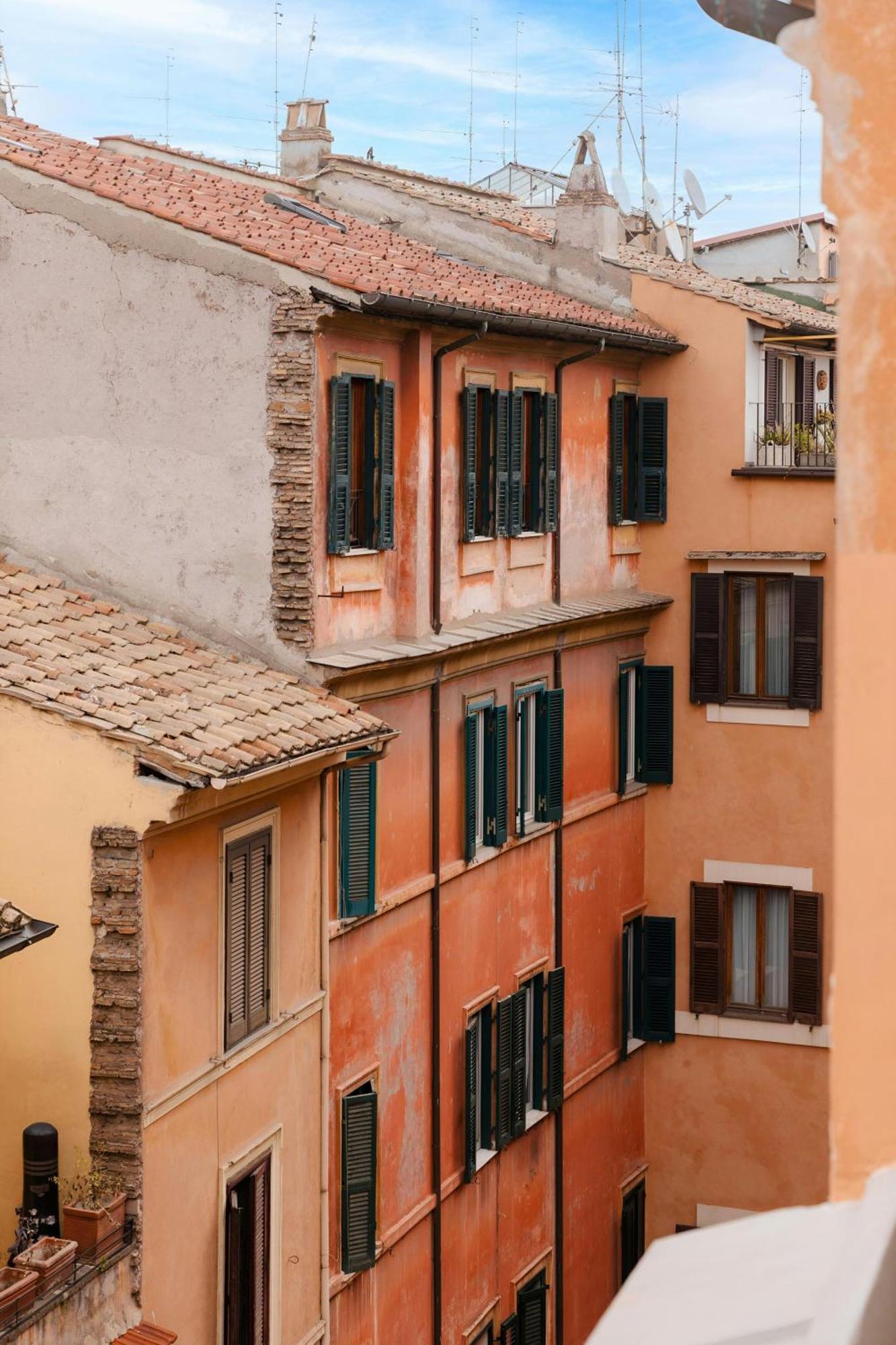 Apart-hotel Sonder By Marriott Bonvoy Antinoo Piazza Del Parlamento *